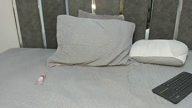 Snapshot of Adam_Grey_ chatting on November 25, 12:05 pm Adam Grey online show from November 25, 12:05 pm