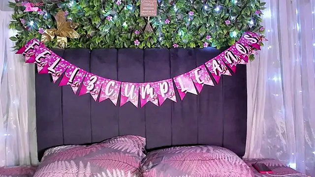 Evelin888 online show from January 5, 9:51 pm