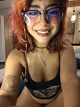 Sarah Lark- online show from June 10, 12:11 am