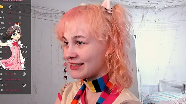 Snapshot of Awawrin chatting on November 25, 9:15 pm Awawrin online show from November 25, 9:15 pm