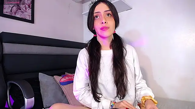 Snapshot of DahliaVex_ chatting on November 28, 11:46 am DahliaVex online show from November 28, 11:46 am