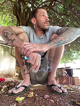 Snapshot of Lucasjandre chatting on November 18, 10:52 am Lucasjandre online show from November 18, 10:52 am