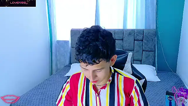 FelipeGonzalezz online show from January 10, 7:15 pm