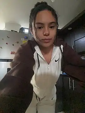 Snapshot of Ciara_Lawrence chatting on November 25, 2:06 pm Ciara Lawrence online show from November 25, 2:06 pm