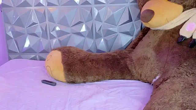 Snapshot of Ciara_Lawrence chatting on November 29, 2:20 pm Ciara Lawrence online show from November 29, 2:20 pm