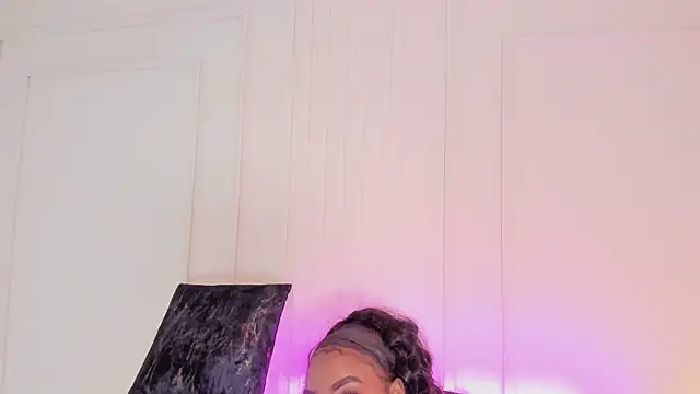 Kenia Storm online show from January 10, 9:00 am