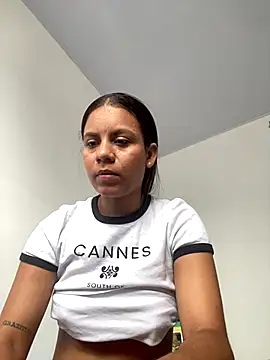 lineichun1708 online show from November 11, 1:22 pm