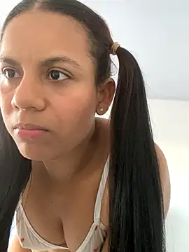 lineichun1708 online show from November 17, 9:09 pm