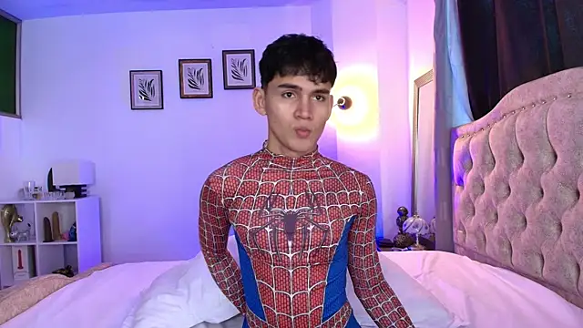 Snapshot of estebanperez_26 chatting on November 25, 11:21 am estebanperez 26 online show from November 25, 11:21 am