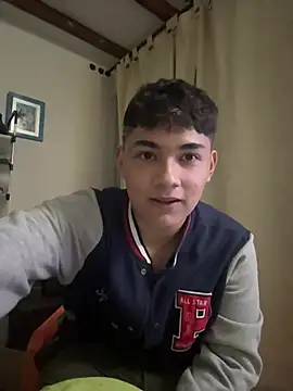 Santiagooo1233 online show from July 4, 4:51 am
