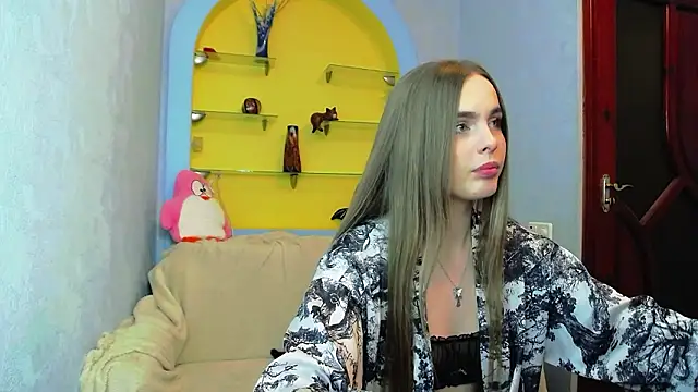 AlicaLOVEalisa777 online show from March 3, 10:48 pm