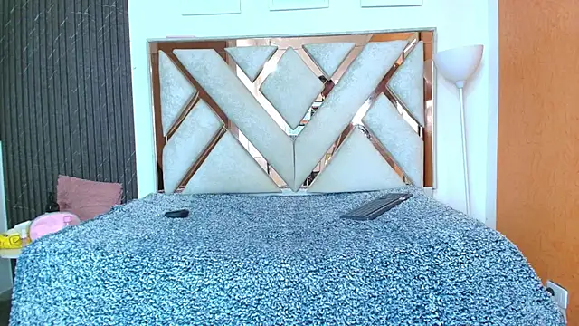 Snapshot of Antonella_And_Thiago chatting on November 29, 12:08 pm Antonella And Thiago online show from November 29, 12:08 pm