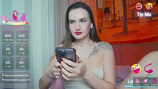 Snapshot of ALICE__ALICE69 chatting on December 15, 9:24 am ALICE ALICE69 online show from December 15, 9:24 am