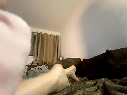 Snapshot of babygirltiti chatting on November 18, 5:28 pm babygirltiti online show from November 18, 5:28 pm