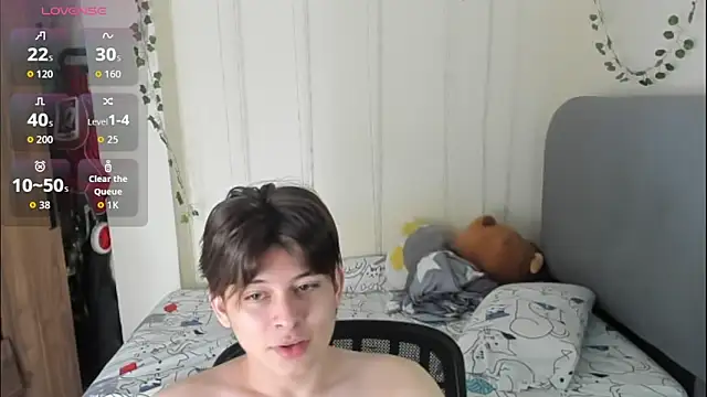 Felix kitty online show from March 19, 7:07 pm