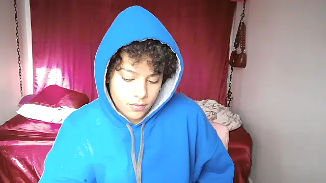 Snapshot of PrettyLittleProblem chatting on November 15, 3:30 pm PrettyLittleProblem online show from November 15, 3:30 pm