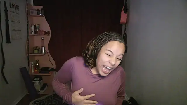 Snapshot of PrettyLittleProblem chatting on November 20, 2:06 pm PrettyLittleProblem online show from November 20, 2:06 pm