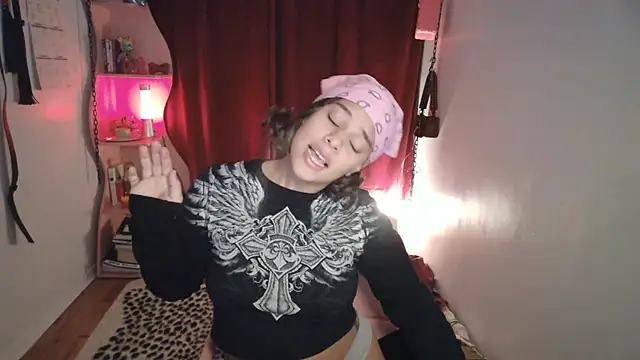 Snapshot of PrettyLittleProblem chatting on November 22, 6:07 pm PrettyLittleProblem online show from November 22, 6:07 pm