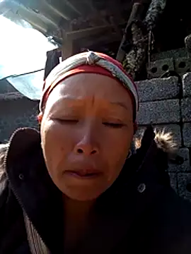 Snapshot of girl-hot2x chatting on December 1, 3:44 am girl-hot2x online show from December 1, 3:44 am