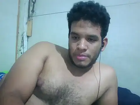 Snapshot of josecamsex27 chatting on November 14, 4:17 pm josecamsex27 online show from November 14, 4:17 pm