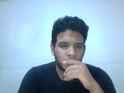 Snapshot of josecamsex27 chatting on November 18, 7:07 pm josecamsex27 online show from November 18, 7:07 pm