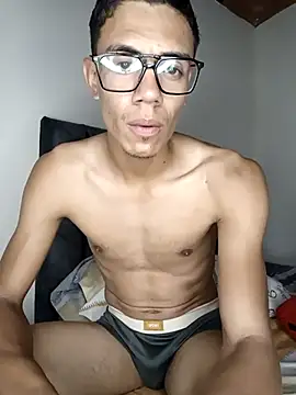 yesua28 online show from November 11, 4:56 am