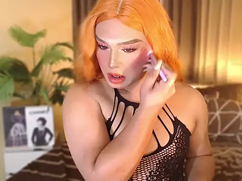 Snapshot of UrGoddess_Sofia chatting on November 30, 9:46 am UrGoddess Sofia online show from November 30, 9:46 am