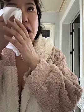 Snapshot of oo-shanshan chatting on December 3, 10:30 pm oo-shanshan online show from December 3, 10:30 pm