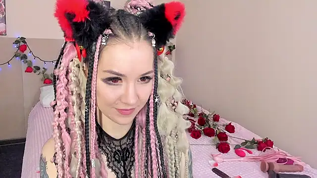 Snapshot of Lina_Moony chatting on November 26, 2:01 am Lina Moony online show from November 26, 2:01 am