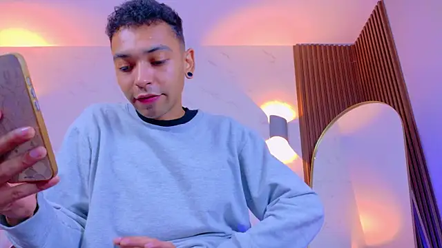 Snapshot of Imtavo chatting on January 6, 3:27 pm Imtavo online show from January 6, 3:27 pm