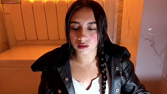 Snapshot of Juliana_Tx chatting on November 22, 2:54 am Juliana Tx online show from November 22, 2:54 am