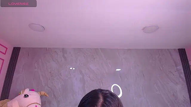 Snapshot of Violetta_jhonson_a chatting on November 16, 3:45 am Violetta jhonson a online show from November 16, 3:45 am