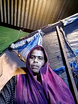 Snapshot of Neetujk chatting on November 28, 4:31 pm Neetujk online show from November 28, 4:31 pm