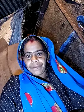 Snapshot of Neetujk chatting on December 17, 5:08 pm Neetujk online show from December 17, 5:08 pm