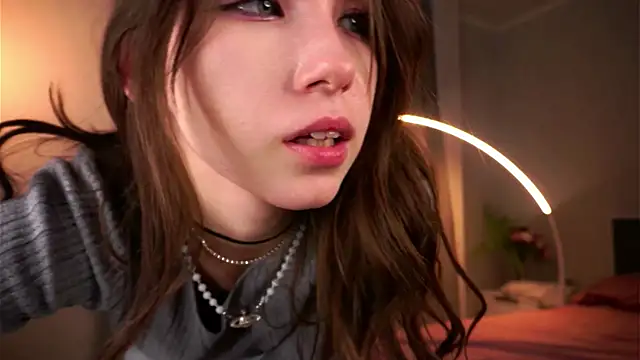 Snapshot of NanceeWestaway chatting on December 13, 7:53 pm NanceeWestaway online show from December 13, 7:53 pm