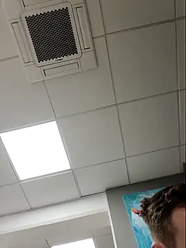 iamhotmodel online show from November 18, 3:05 pm