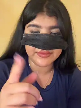 Miss-Ghazal888 online show from July 5, 9:22 pm
