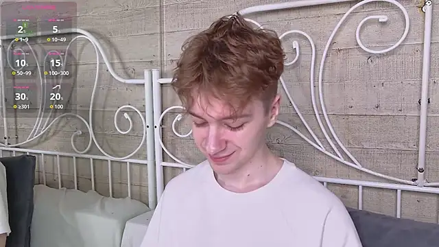 Paul Holt online show from November 29, 8:23 pm