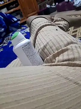 Snapshot of Tota_sexi chatting on February 14, 10:45 am Tota sexi online show from February 14, 10:45 am