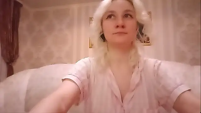 Snapshot of KyokoAck chatting on November 22, 3:22 pm KyokoAck online show from November 22, 3:22 pm