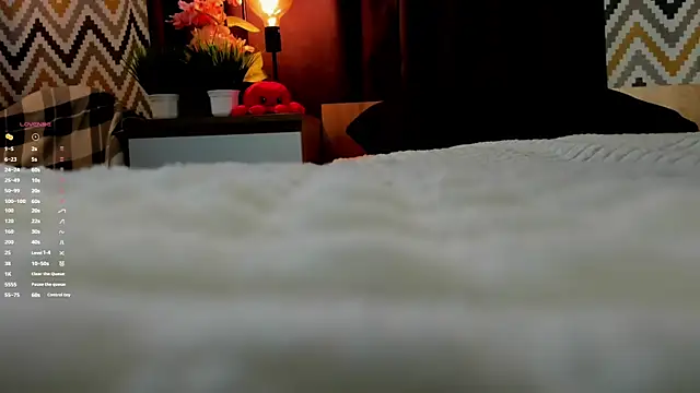 Snapshot of CruzMensch chatting on November 25, 1:11 pm CruzMensch online show from November 25, 1:11 pm