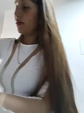 Snapshot of IsabellaaSwann chatting on December 3, 5:55 pm IsabellaaSwann online show from December 3, 5:55 pm