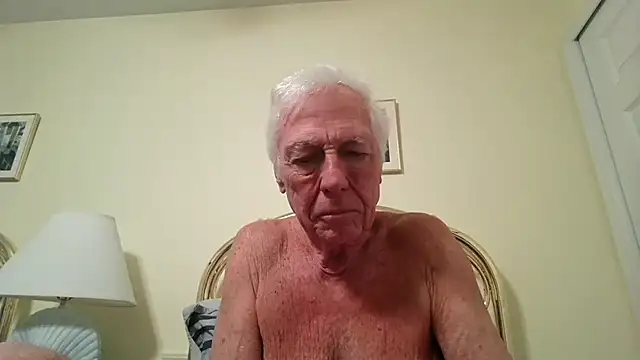 Snapshot of capttp chatting on February 13, 3:46 am capttp online show from February 13, 3:46 am