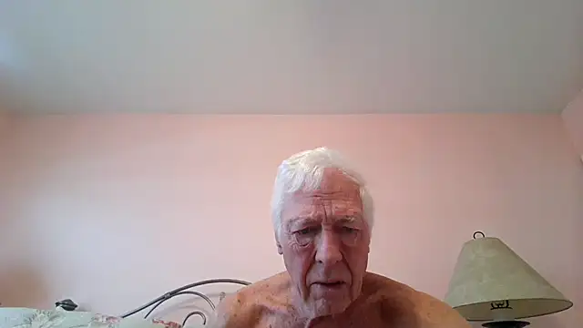 Snapshot of capttp chatting on February 16, 2:02 pm capttp online show from February 16, 2:02 pm