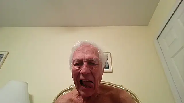 Snapshot of capttp chatting on February 26, 3:49 am capttp online show from February 26, 3:49 am