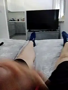 Robesz1982 online show from May 27, 10:34 am