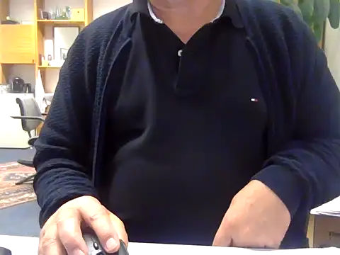 Snapshot of sssuka chatting on December 15, 4:22 pm sssuka online show from December 15, 4:22 pm