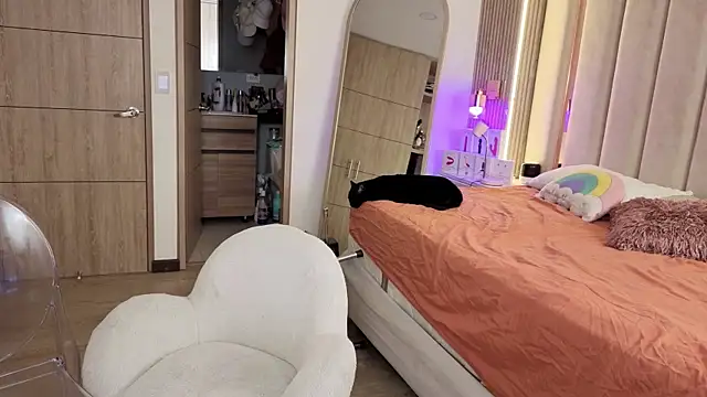 Snapshot of Iamnyxy chatting on December 5, 11:08 am Iamnyxy online show from December 5, 11:08 am