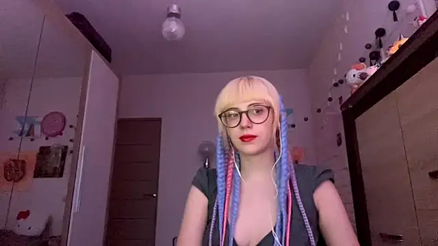 EffacedScan online show from November 26, 2:07 pm