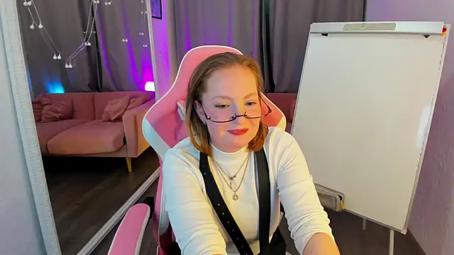 Snapshot of Elizabeth_Walson chatting on November 15, 11:40 am Elizabeth Walson online show from November 15, 11:40 am